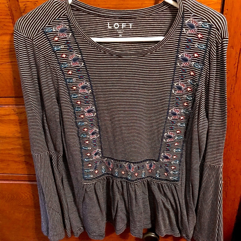 The Loft.  Cute Top